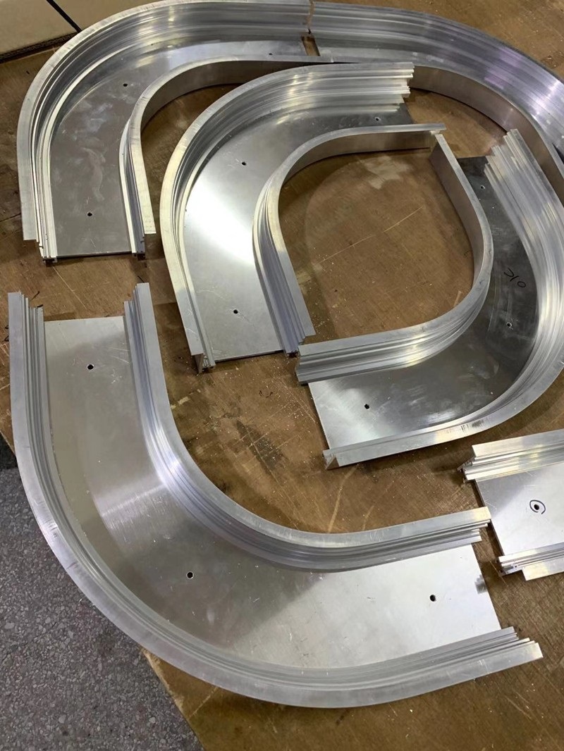 Led thanh nhôm uốn cong t10040 âm trần 9 Led thanh nhôm uốn cong t10040 âm trần