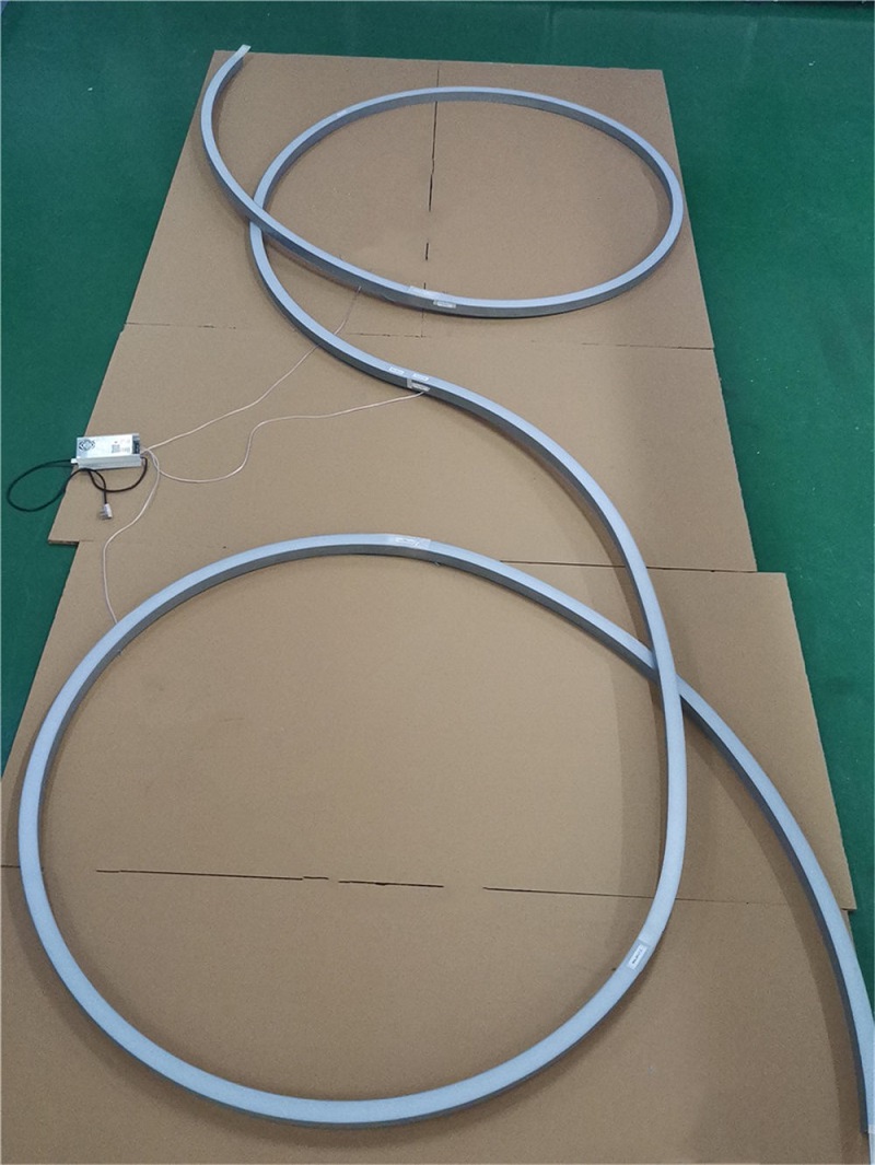 Led thanh nhôm uốn cong u2538 8 Led thanh nhôm uốn cong u2538