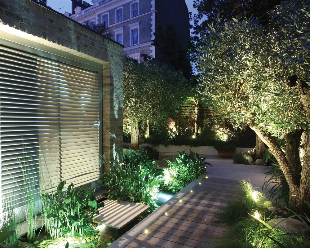 Thiết kế chiếu sáng sân vườn hiện đại 