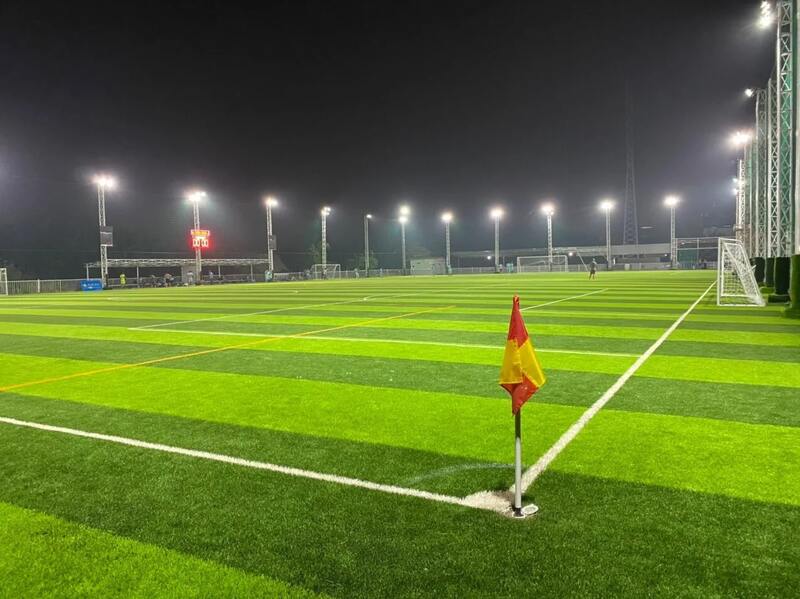 thiết kế chiếu sáng sân bóng đá