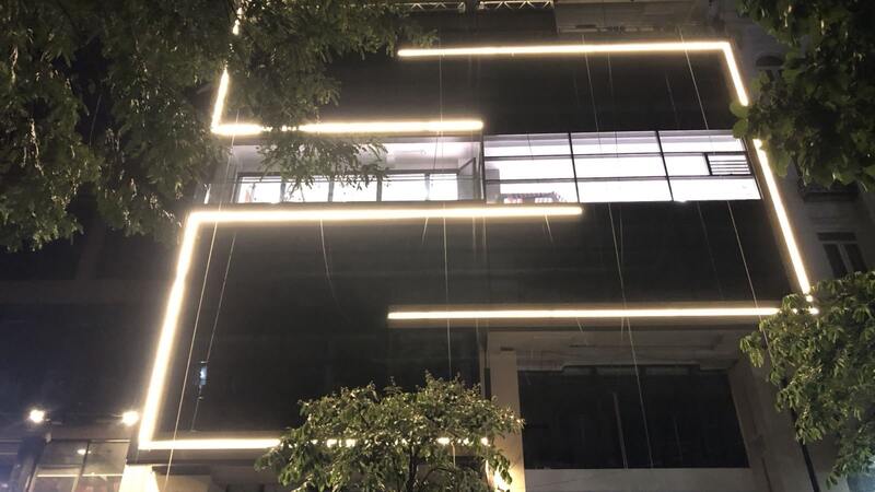 Thi công đèn LED tòa nhà