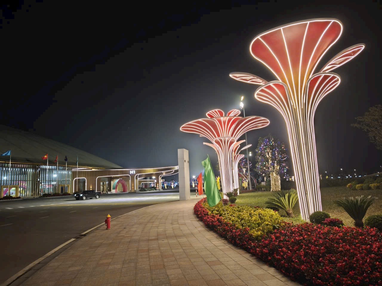 led viền tòa nhà, led thanh viền tòa nhà, led neon