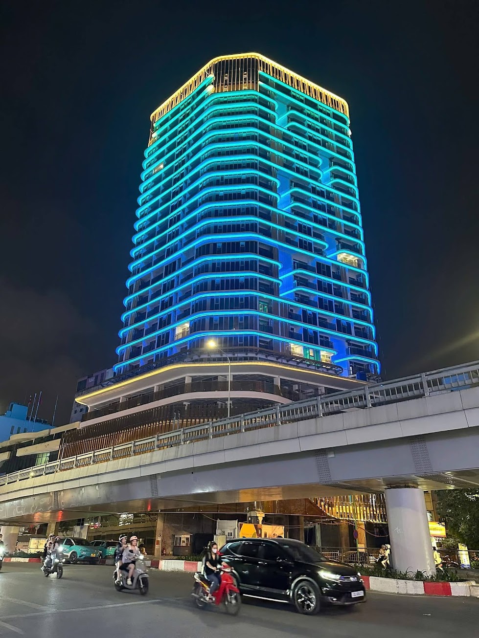 led viền tòa nhà, led thanh viền tòa nhà, led neon